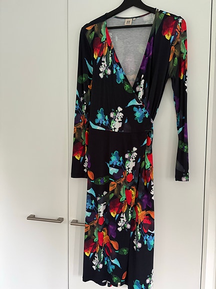 Kaiko Soft Wrap Dress mekko
