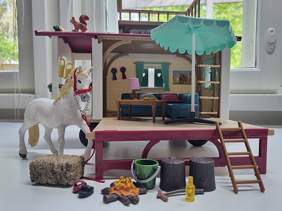Schleich asuntovaunu