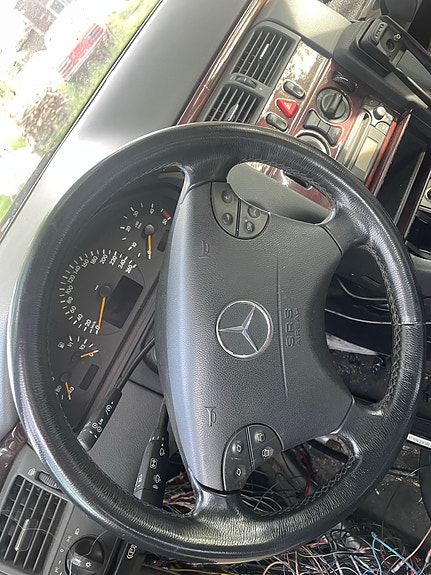 Mercedes-Benz w210 ratti
