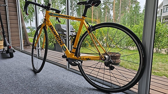 Bianchi Intrepida 54cm Rynkeby -maantiepyörä