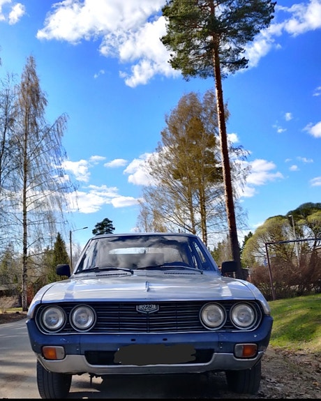 Mazda 929