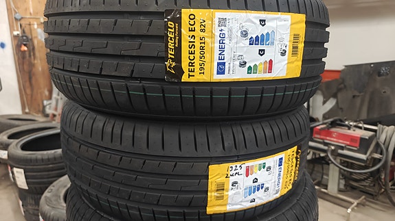 195/50r15 tercelo kesärengas pari