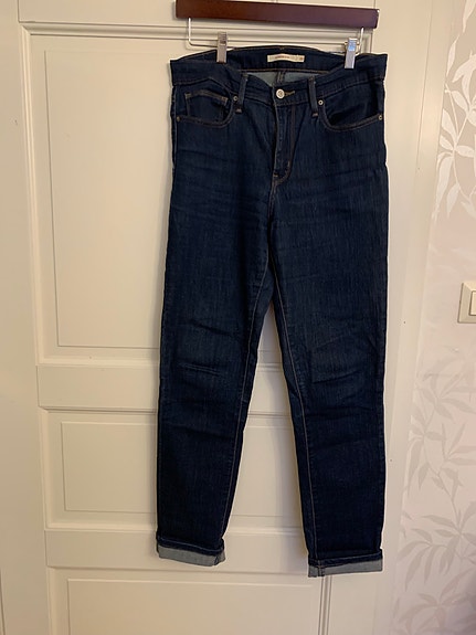 Levis farkut
