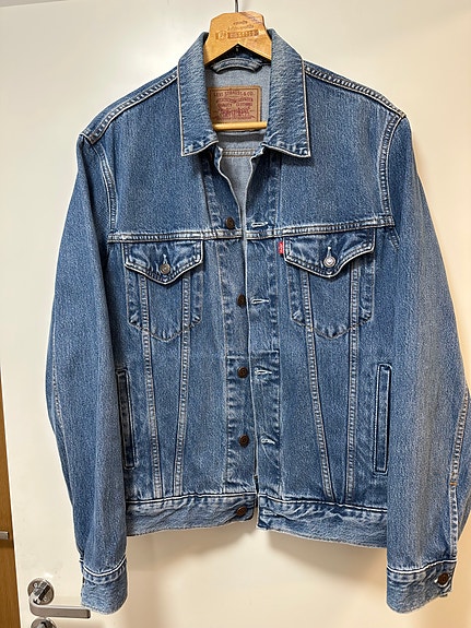 Levi s jacket