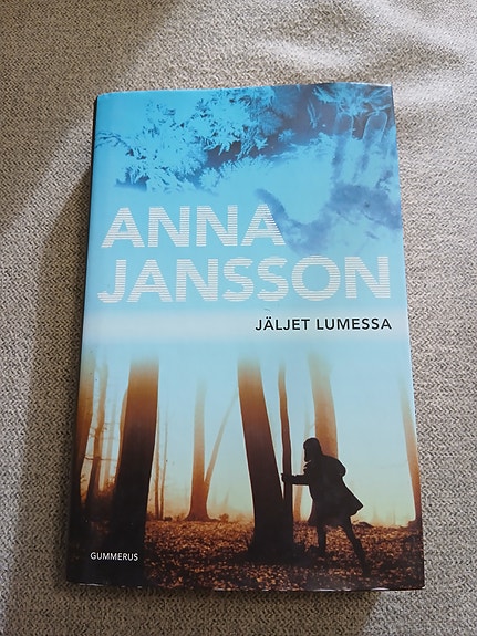 Anna Jansson Jäljet lumessa kirja