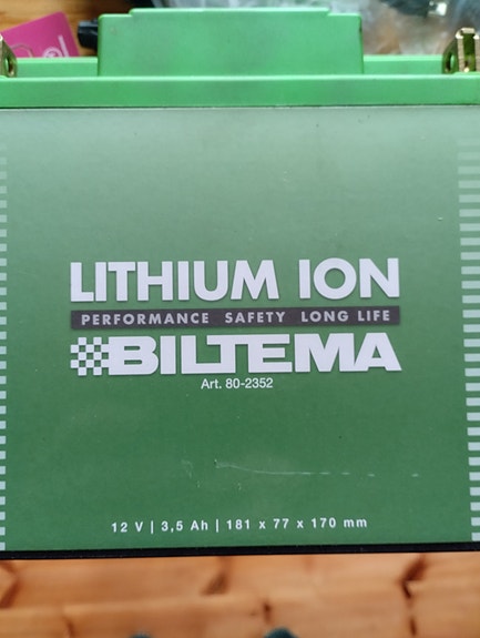 Biltema Lithium Ion akku 12 V 3,5 Ah (Art. 80-2352)