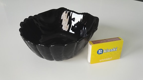 Musta kulho