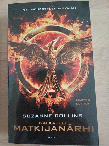 Suzanne Collins Nälkäpeli Matkijanärhi kirja suomeksi