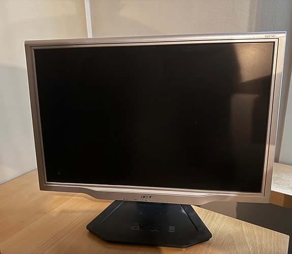 Acer 22" näyttö