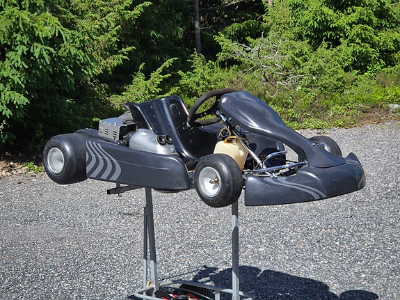Karting auto raket 85