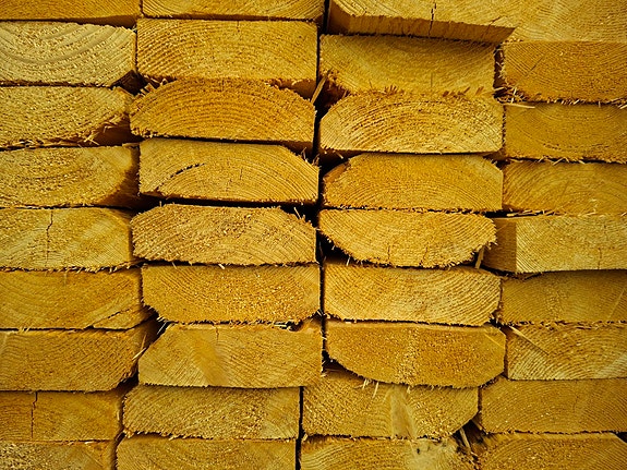32 x 100 PL/VL lautaa erä hintaan 0,85 €/m