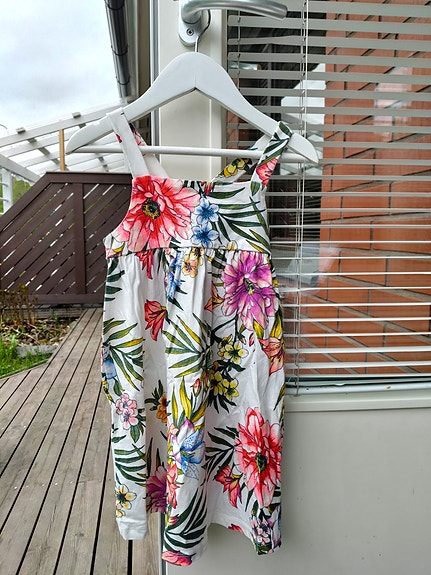 Mekko noin 3-vuotiaalle