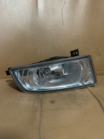 Honda civic 2007 oikeanpuolen etusumuvalo