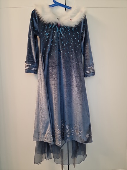 Elsa Frozen talvimekko 130-140cm