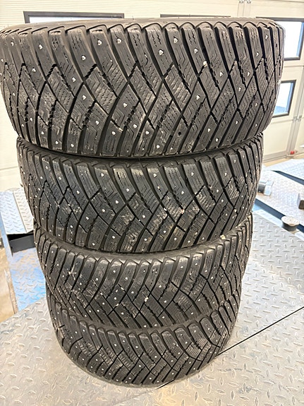 Goodyear nastarenkaat