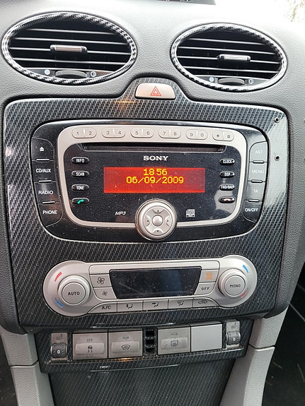 Ford Focus ST225 radion paneli/kehys