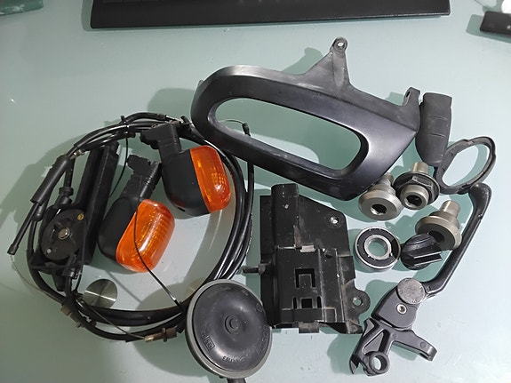 BMW R1100 varaosat