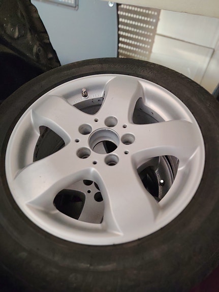 MB alkuperäiset vanteet 16"