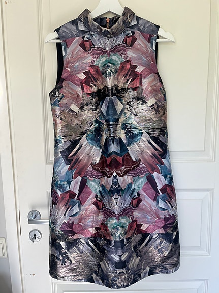 Ted Baker mekko