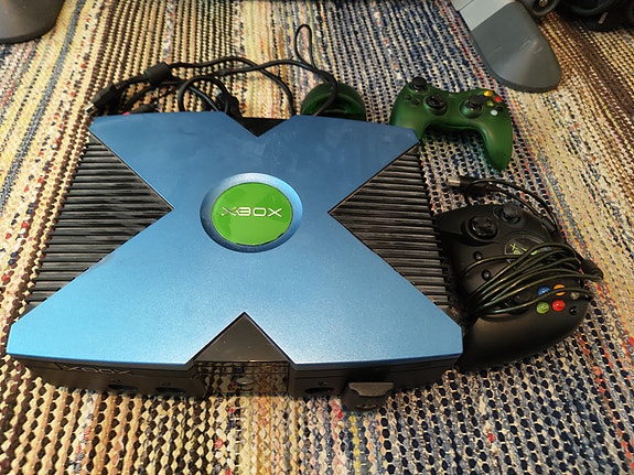 Microsoft Xbox pelikonsoli