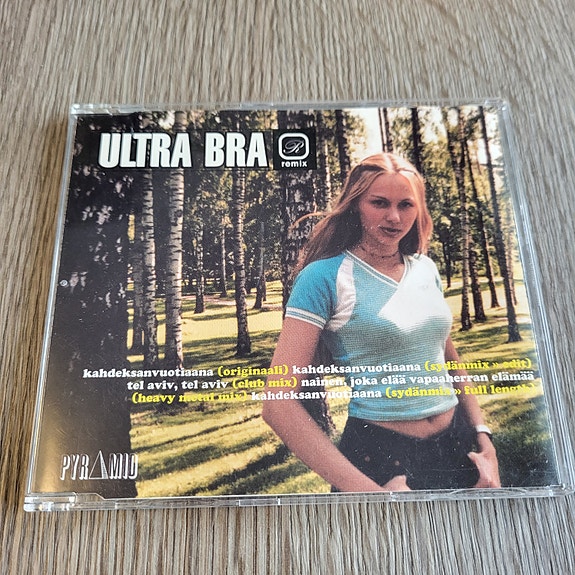 Ultra Bra - Kahdeksanvuotiaana CDS