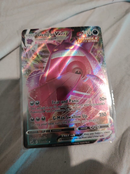 Pokémon Gengar VMAX Vivid Voltage kortti