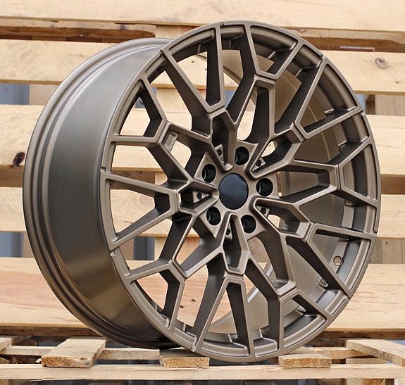 "19 UGM Wheels 19x9/8 5x112 Vannesarja