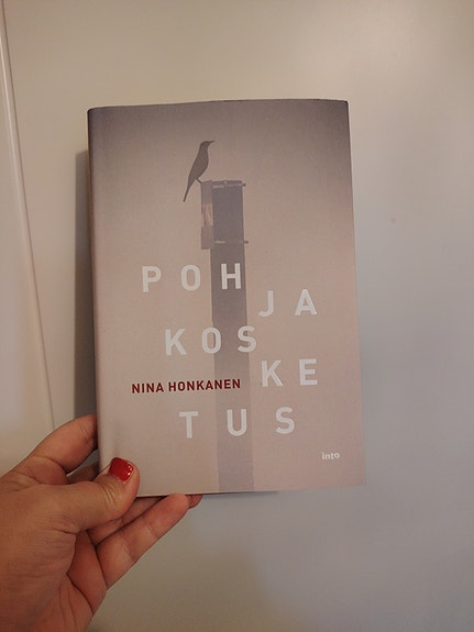 Nina Honkanen Pohjakosketus kovakantinen kirja