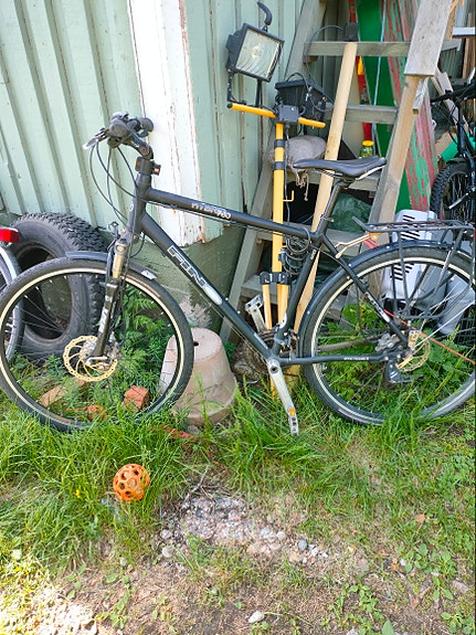 Insera Finn hybridi pyörä