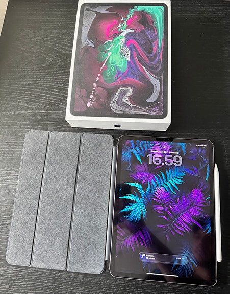 iPad Pro 11” 2018, 512GB Wifi+sim paketti