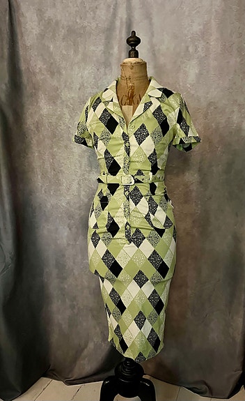 Upea 50’s tyylinen kynämekko -UUSI-