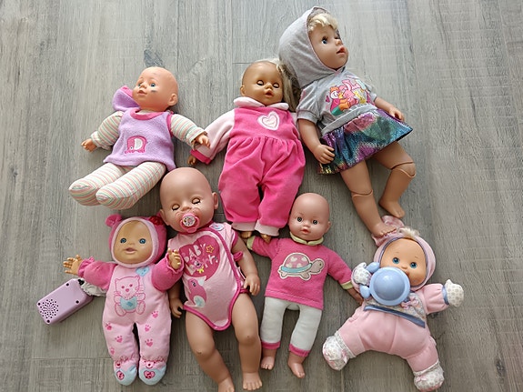 Baby Born nuket ja vaatteet