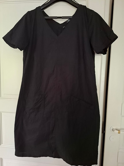 Mekko, pellava, XL musta