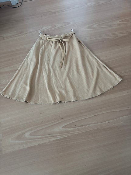 Polan beige hame