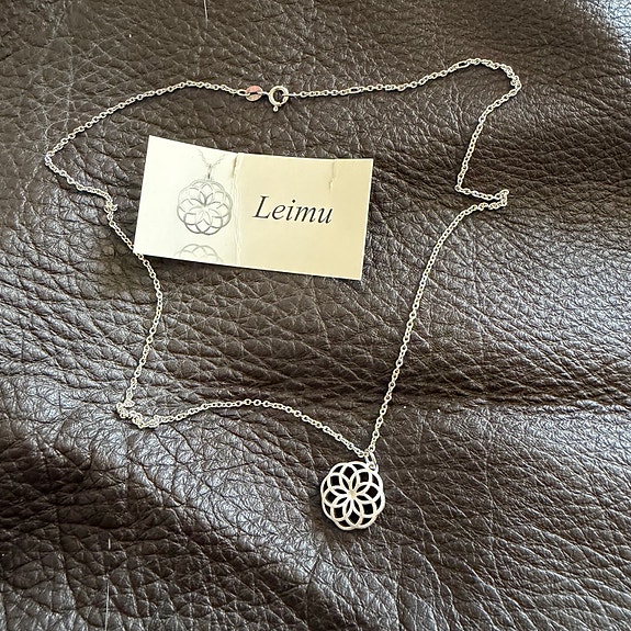 Finnfeelings Leimu -riipus, 925 sterling hopea