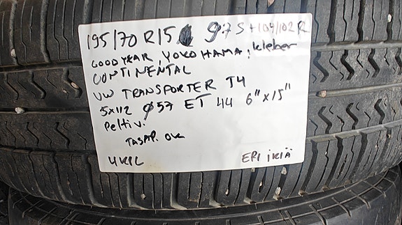 VW Transporter T4 kesärenkaat