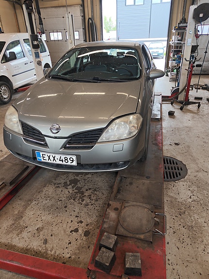 Nissan primera1.8 varaosiksi