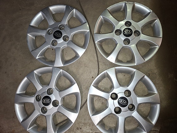 Kia pölykapselit 15"