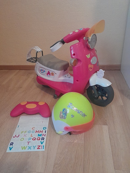 Baby born skootteri / mopo