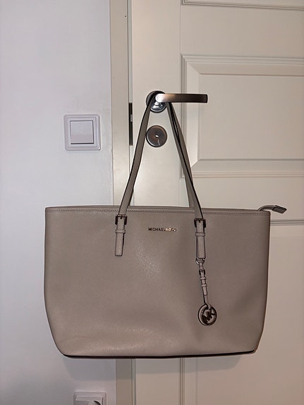 Michael Kors shopper laukku