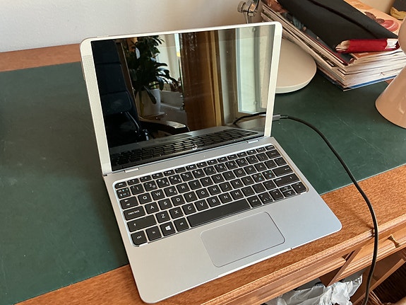HP kannettava tietokone 10