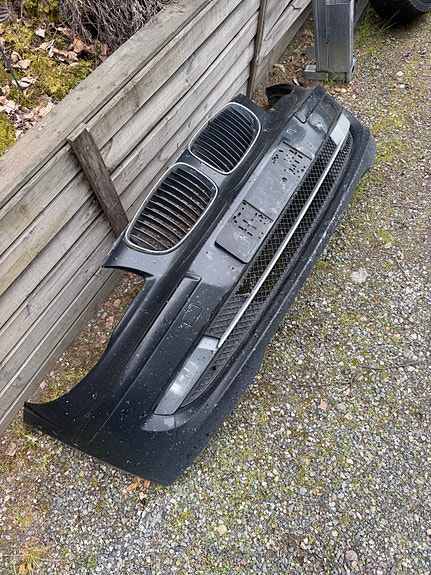 BMW e87 etupuskuri