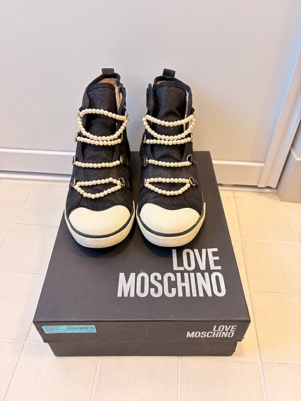 Love Moschino kengät