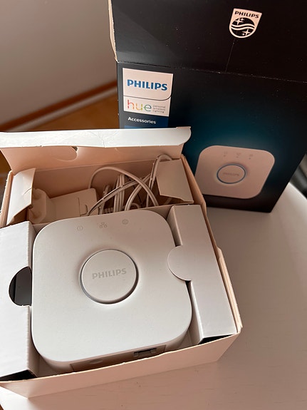 Philips Hue Bridge