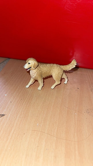 Schleich kultainennoutaja