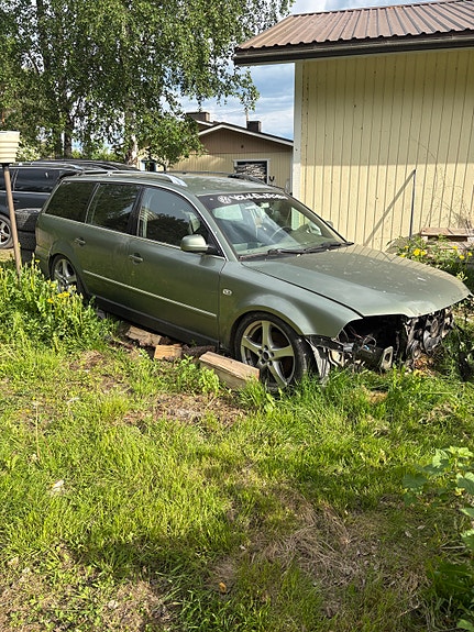 Volkswagen Passat 1.9TDI 4motion osia