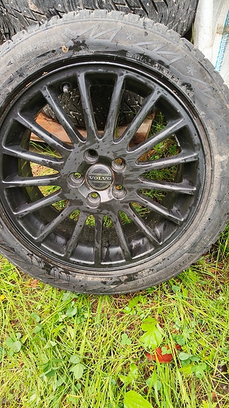 Volvo renkaat