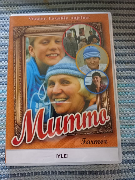 Mummo (koko sarja)
