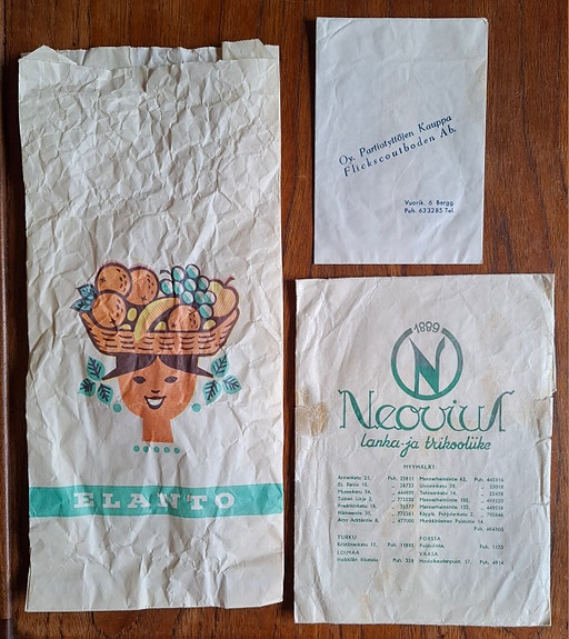 Vanhat paperipussit: Elanto, Neovius, Partiotyttöjen kauppa