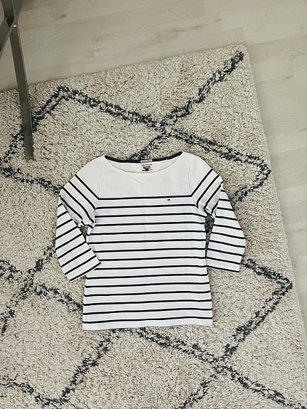 Tommy Hilfiger paita, koko S
